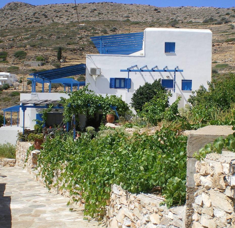 Pirgari Rooms Sikinos Alopronia Exterior photo