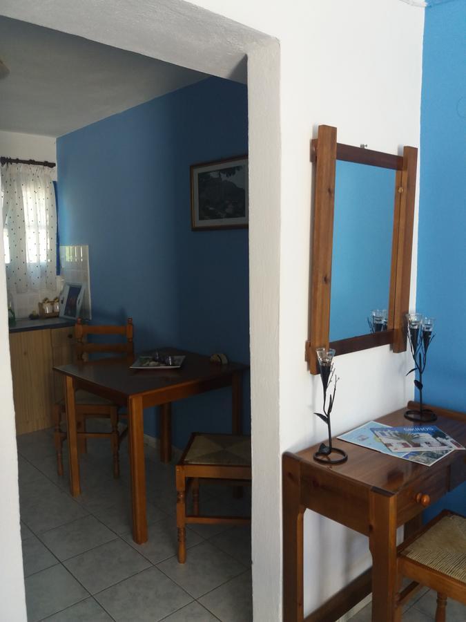 Pirgari Rooms Sikinos Alopronia Exterior photo